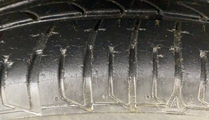 2019 Tata Tiago XZA PETROL, Petrol, Automatic, 62,040 km, Right Front Tyre Tread