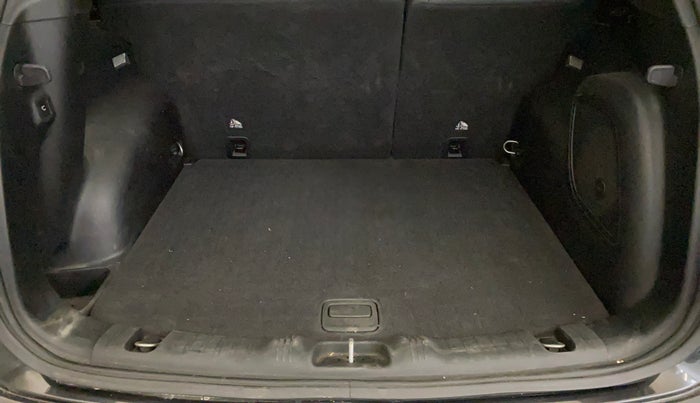 2021 Jeep Compass MODEL S (O) 1.4 PETROL DCT, Petrol, Automatic, 76,376 km, Boot Inside