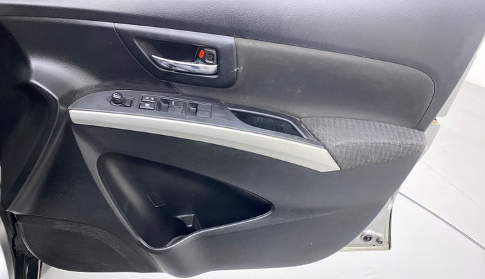 2017 Maruti S Cross ZETA 1.3, Diesel, Manual, 72,625 km, Driver Side Door Panels Control