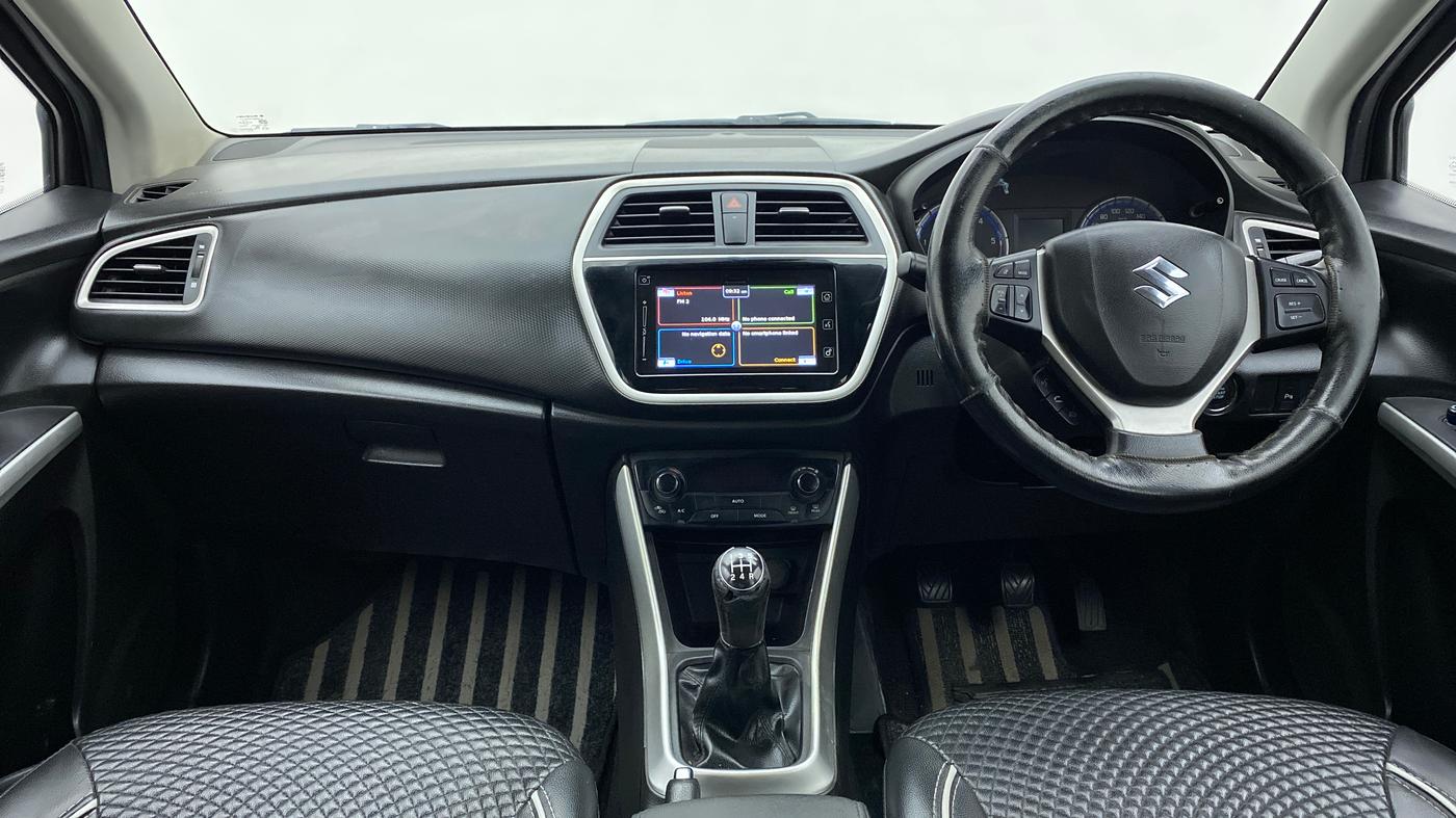 2017 Maruti S Cross ZETA 1.3, Diesel, Manual, 72,625 km, Dashboard