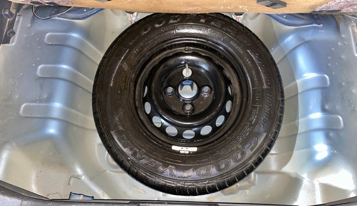 2017 Maruti Alto 800 LXI, Petrol, Manual, 28,392 km, Spare Tyre