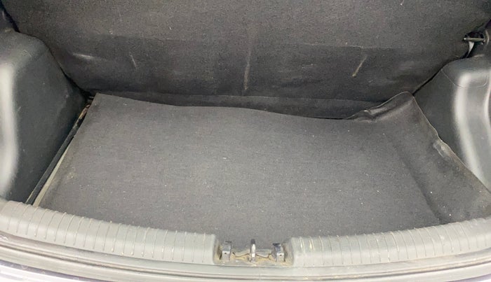 2018 Hyundai Grand i10 ASTA 1.2 KAPPA VTVT, Petrol, Manual, 1,15,563 km, Boot Inside