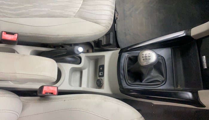 2013 Ford Ecosport TITANIUM 1.5L DIESEL, Diesel, Manual, 1,06,191 km, Gear Lever