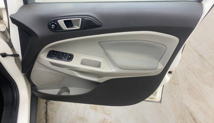 2013 Ford Ecosport TITANIUM 1.5L DIESEL, Diesel, Manual, 1,06,191 km, Driver Side Door Panels Control