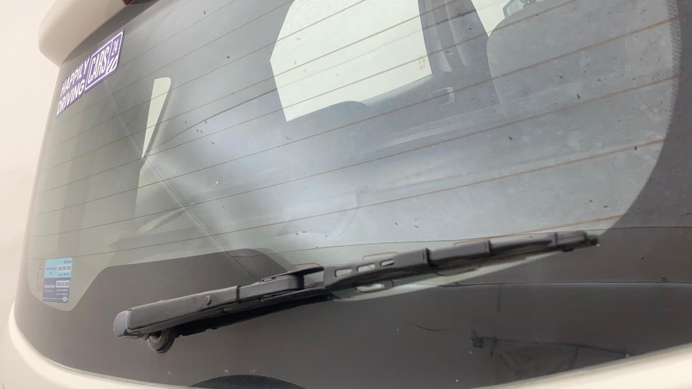 2013 Ford Ecosport TITANIUM 1.5L DIESEL, Diesel, Manual, 1,06,191 km, Rear Wiper