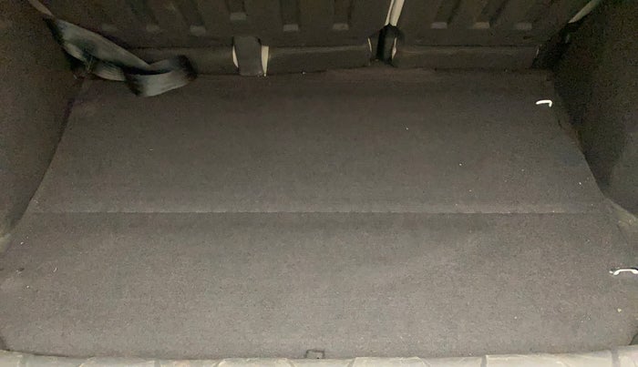 2013 Ford Ecosport TITANIUM 1.5L DIESEL, Diesel, Manual, 1,06,191 km, Boot Inside