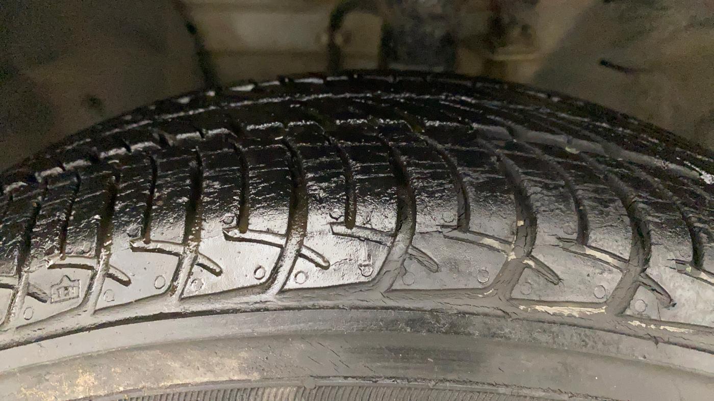 2016 Renault Pulse RXL PETROL, Petrol, Manual, 22,605 km, Left Front Tyre Tread