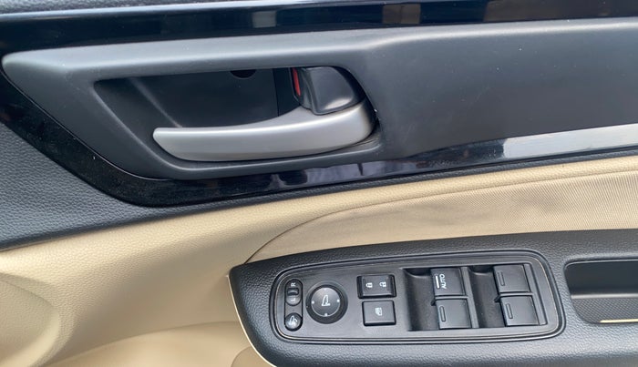 2019 Honda Amaze 1.2L I-VTEC S, Petrol, Manual, 25,384 km, Driver Side Door Panels Control