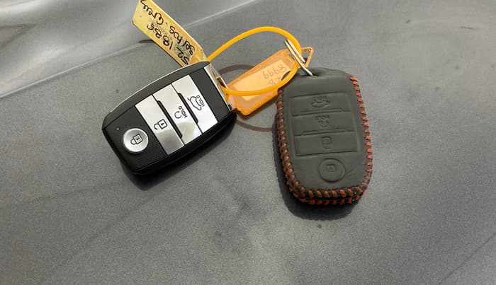 2023 KIA SELTOS HTK PLUS 1.5 DIESEL IMT, Diesel, Manual, 12,563 km, Key Close Up