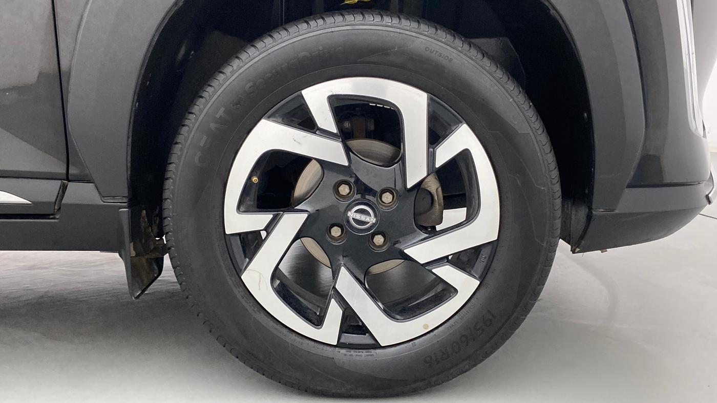 2022 Nissan MAGNITE XV MT, Petrol, Manual, 25,315 km, Right Front Wheel