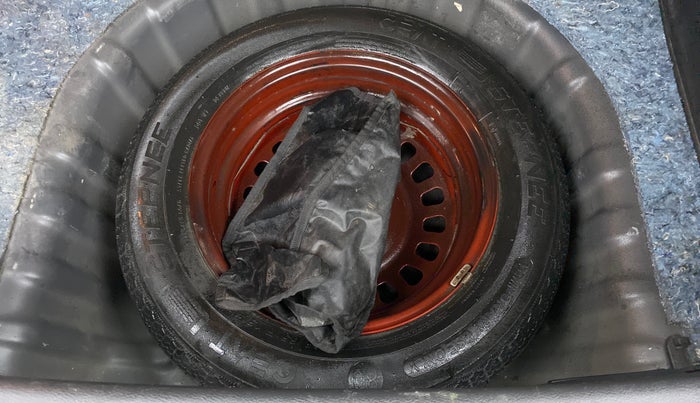 2022 Nissan MAGNITE XV MT, Petrol, Manual, 25,315 km, Spare Tyre