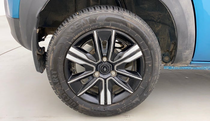 2022 Renault Kwid CLIMBER 1.0 AT, Petrol, Automatic, 16,179 km, Right Rear Wheel