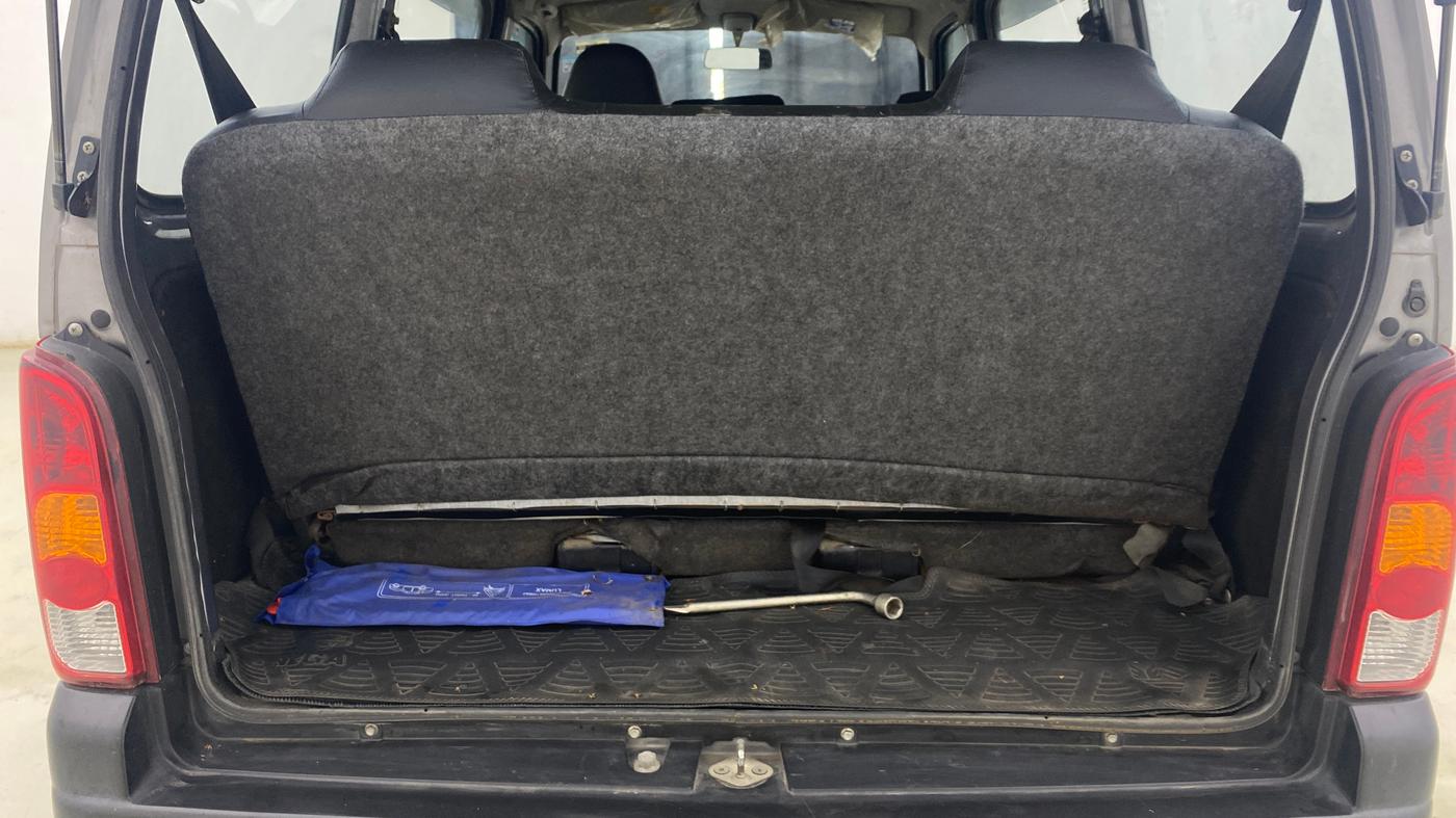 2022 Maruti Eeco 7 STR STD(O), Petrol, Manual, 1,20,631 km, Boot Inside