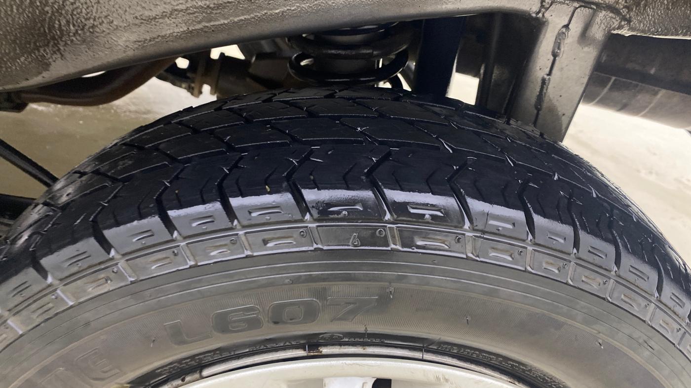 2022 Maruti Eeco 7 STR STD(O), Petrol, Manual, 1,20,631 km, Left Rear Tyre Tread