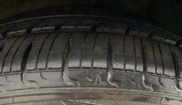 2020 Maruti Celerio VXI CNG, CNG, Manual, 40,600 km, Right Rear Tyre Tread