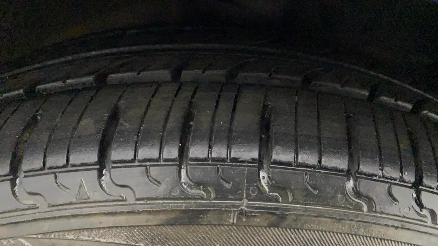 2020 Maruti Celerio VXI CNG, CNG, Manual, 40,600 km, Left Rear Tyre Tread