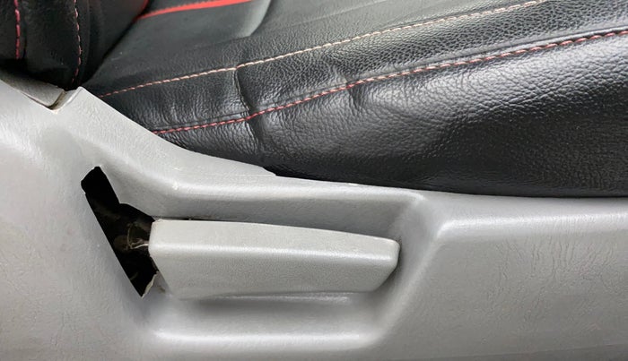 2014 Maruti Alto K10 VXI, Petrol, Manual, 51,012 km, Driver Side Adjustment Panel
