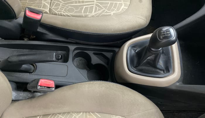 2015 Hyundai Xcent BASE 1.2, Petrol, Manual, 48,263 km, Gear Lever