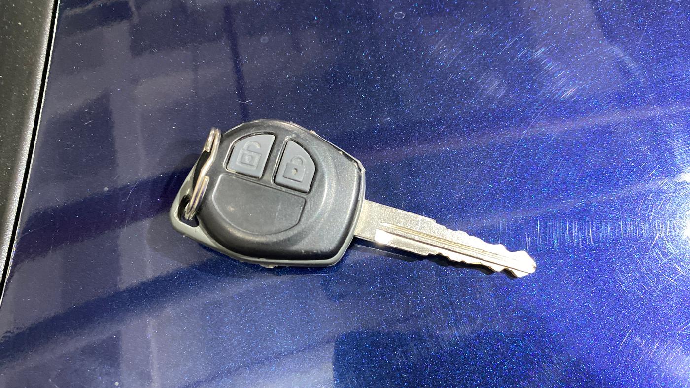 2018 Maruti Wagon R 1.0 VXI, Petrol, Manual, 31,438 km, Key Close Up