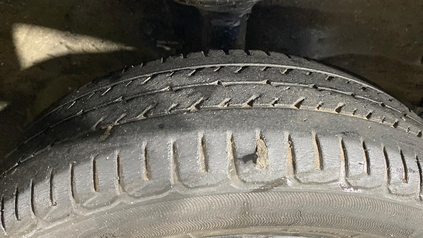 2018 Maruti Wagon R 1.0 VXI, Petrol, Manual, 31,438 km, Right Front Tyre Tread