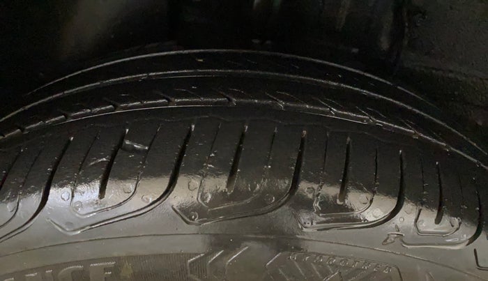 2021 Tata ALTROZ XZ PLUS PETROL, Petrol, Manual, 35,251 km, Right Rear Tyre Tread