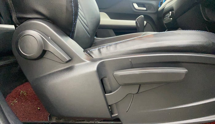 2021 Tata PUNCH CREATIVE  AMT, Petrol, Automatic, 29,908 km, Driver Side Adjustment Panel