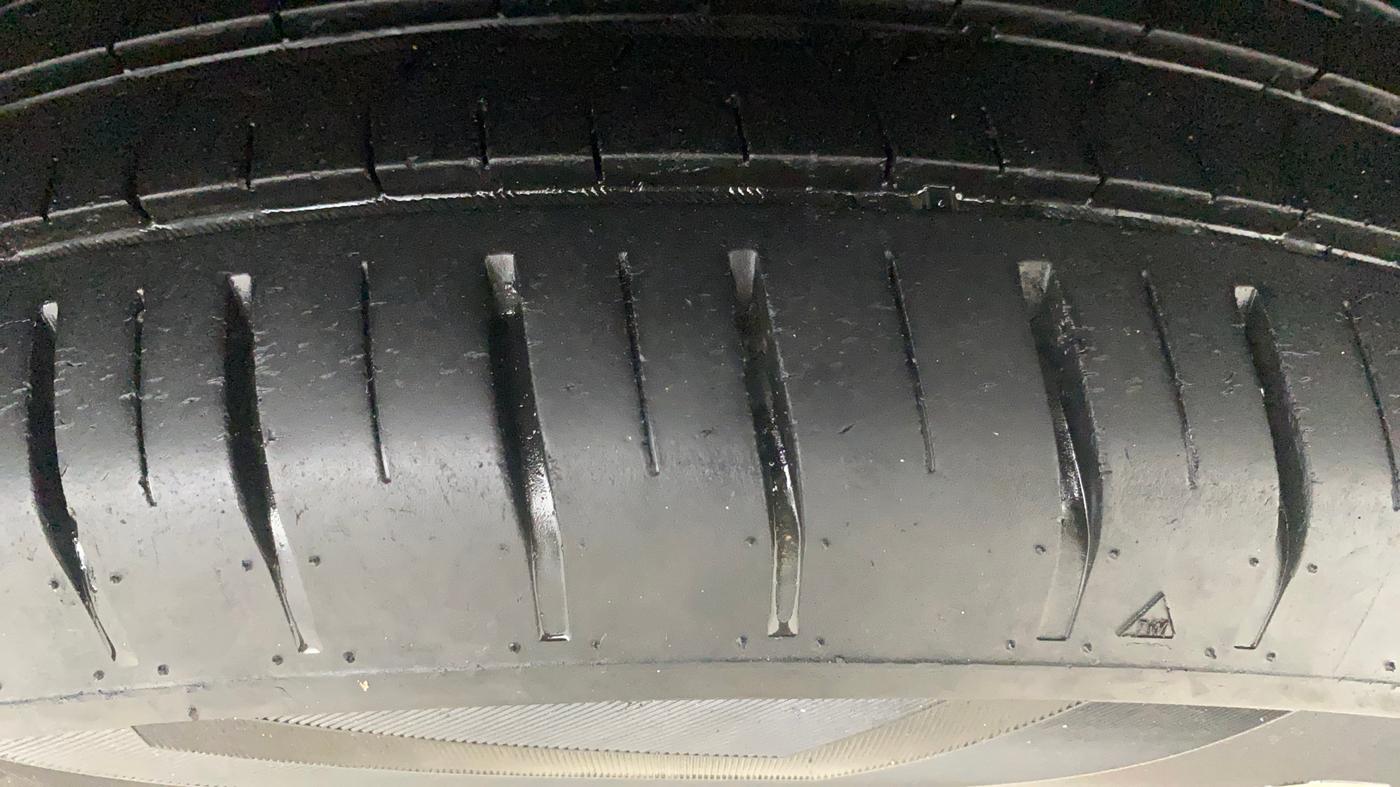 2021 Tata PUNCH CREATIVE  AMT, Petrol, Automatic, 29,908 km, Left Rear Tyre Tread