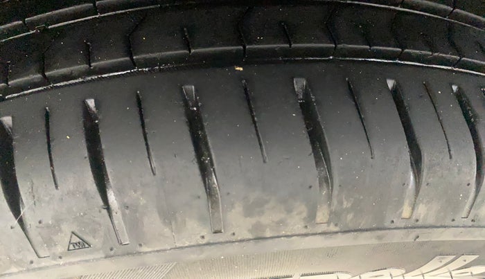 2021 Tata PUNCH CREATIVE  AMT, Petrol, Automatic, 29,908 km, Right Rear Tyre Tread