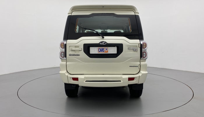 2017 Mahindra Scorpio S6+ INTELL HYBRID, Diesel, Manual, 39,791 km, Back/Rear