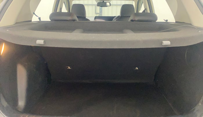 2020 KIA SONET GTX PLUS 1.0 IMT DUAL TONE, Petrol, Manual, 50,236 km, Boot Inside