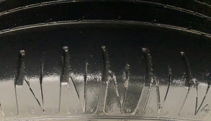 2020 KIA SONET GTX PLUS 1.0 IMT DUAL TONE, Petrol, Manual, 50,236 km, Right Rear Tyre Tread