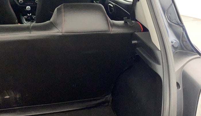 2022 Hyundai GRAND I10 NIOS SPORTZ 1.0 TURBO GDI, Petrol, Manual, 23,239 km, Dicky (Boot door) - Parcel tray missing