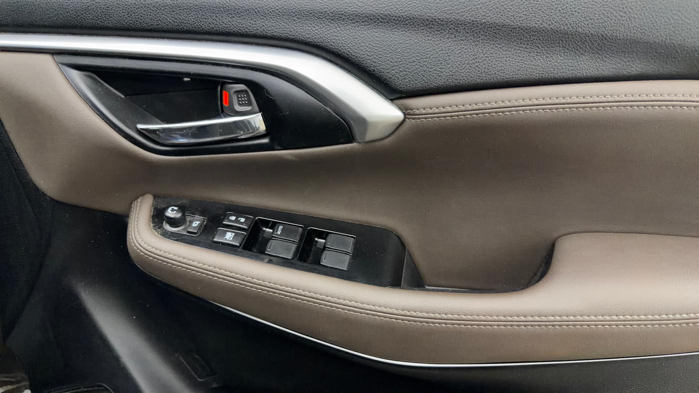 2023 Toyota URBAN CRUISER HYRYDER G HYBRID, Hybrid, Automatic, 26,777 km, Driver Side Door Panels Control