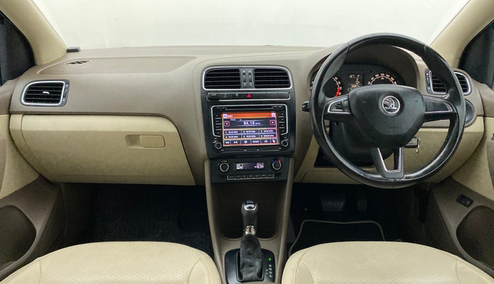 2016 Skoda Rapid 1.5 TDI AT STYLE PLUS, Diesel, Automatic, 59,349 km, Dashboard