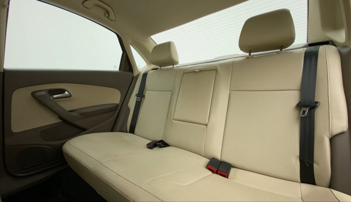 2016 Skoda Rapid 1.5 TDI AT STYLE PLUS, Diesel, Automatic, 59,349 km, Right Side Rear Door Cabin