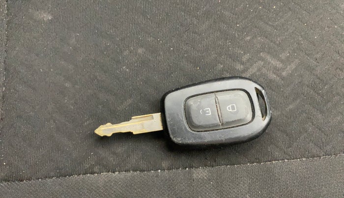 2019 Datsun Redi Go S 1.0 AMT, Petrol, Automatic, 73,399 km, Key Close Up