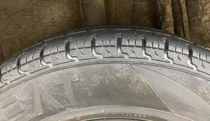 2019 Datsun Redi Go S 1.0 AMT, Petrol, Automatic, 73,399 km, Right Rear Tyre Tread