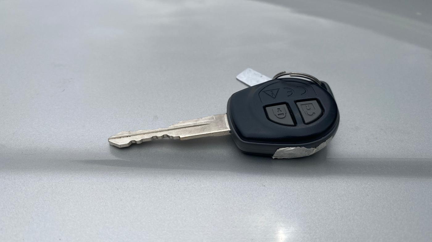 2018 Maruti IGNIS DELTA 1.2, Petrol, Manual, 27,868 km, Key Close Up