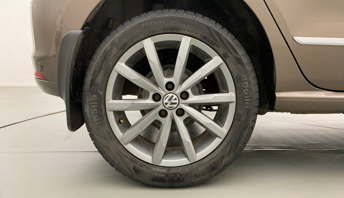 2019 Volkswagen Polo HIGHLINE PLUS 1.0, Petrol, Manual, 39,414 km, Right Rear Wheel