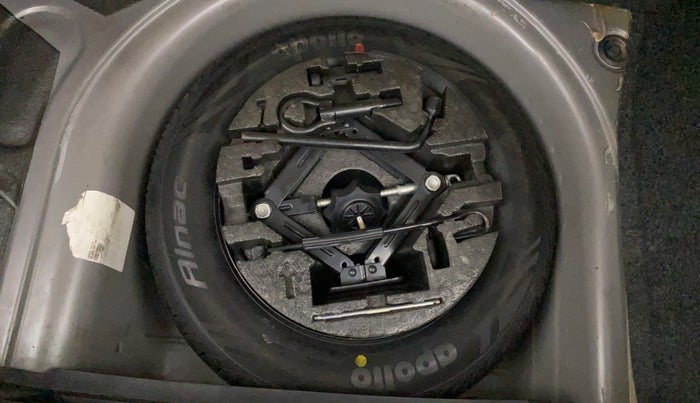 2019 Volkswagen Polo HIGHLINE PLUS 1.0, Petrol, Manual, 39,414 km, Spare Tyre