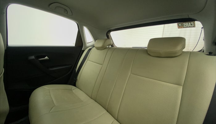 2019 Volkswagen Polo HIGHLINE PLUS 1.0, Petrol, Manual, 39,414 km, Right Side Rear Door Cabin