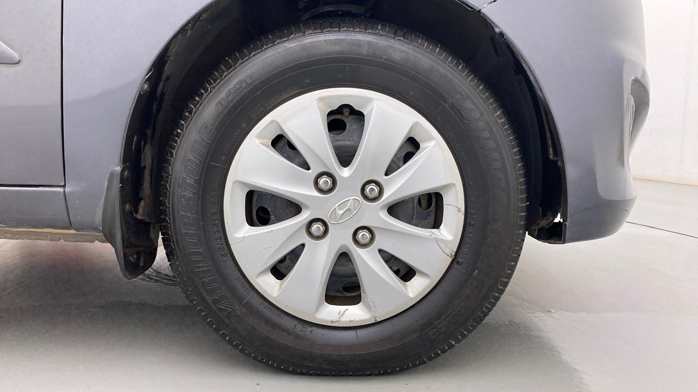 2012 Hyundai i10 SPORTZ 1.2, Petrol, Manual, 76,362 km, Right Front Wheel