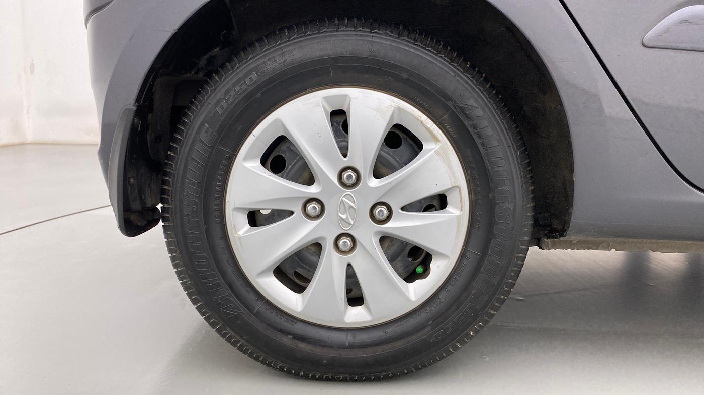 2012 Hyundai i10 SPORTZ 1.2, Petrol, Manual, 76,362 km, Right Rear Wheel