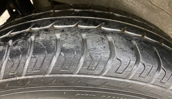 2018 Maruti Wagon R 1.0 VXI, Petrol, Manual, 33,086 km, Right Rear Tyre Tread