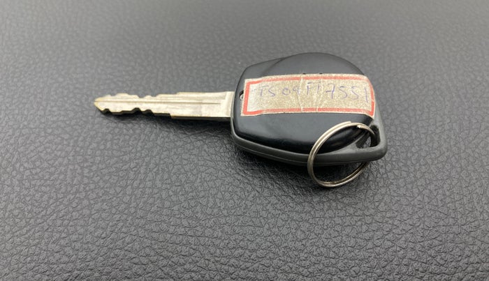 2018 Maruti Wagon R 1.0 VXI, Petrol, Manual, 33,086 km, Key Close Up