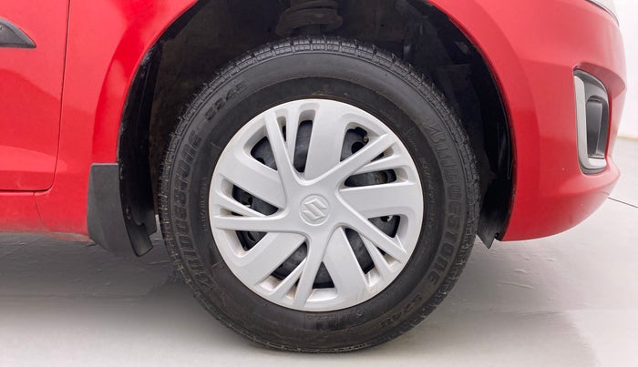 2017 Maruti Swift VXI, Petrol, Manual, 67,664 km, Right Front Wheel