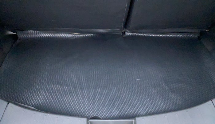 2017 Maruti Wagon R 1.0 VXI, Petrol, Manual, 20,325 km, Boot Inside