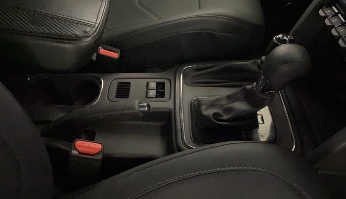 2023 Mahindra Thar LX PETROL HT 4WD AT, Petrol, Automatic, 33,973 km, Gear Lever