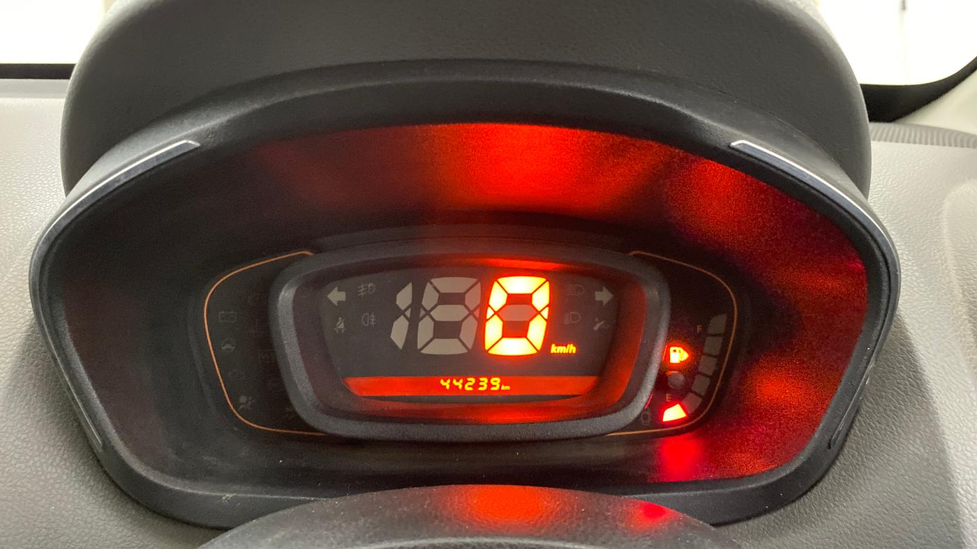 2019 Renault Kwid RXT 0.8, Petrol, Manual, 44,233 km, Odometer Image
