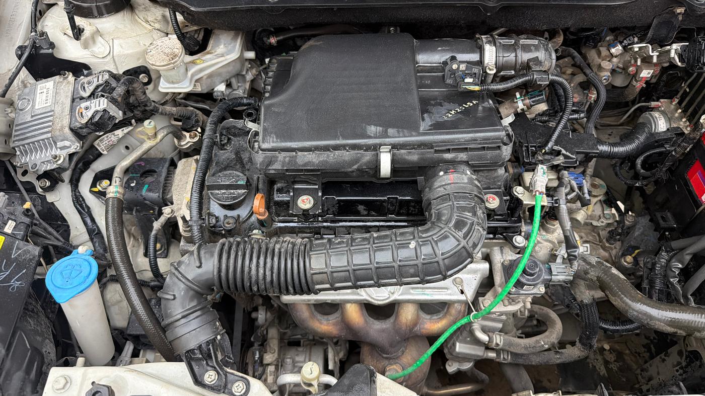 2022 Maruti Dzire VXI CNG, CNG, Manual, 56,329 km, Engine View - Right